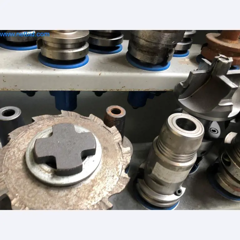 Máquinas e sistemas (fundição injectada de alumínio para a indústria automóvel e de fornecimento automóvel)-15