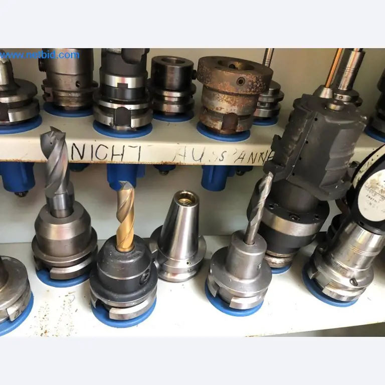 Máquinas e sistemas (fundição injectada de alumínio para a indústria automóvel e de fornecimento automóvel)-17