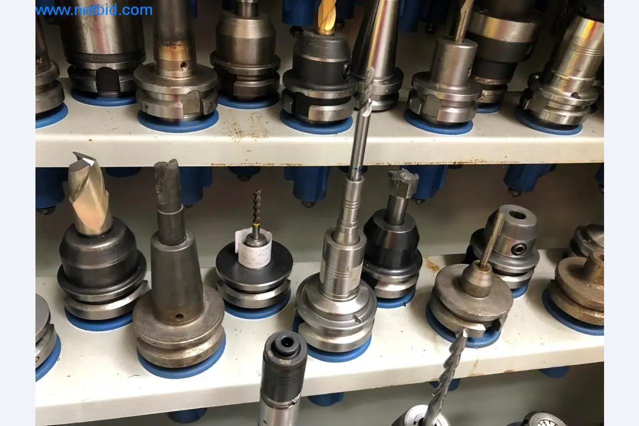 Máquinas e sistemas (fundição injectada de alumínio para a indústria automóvel e de fornecimento automóvel)-18