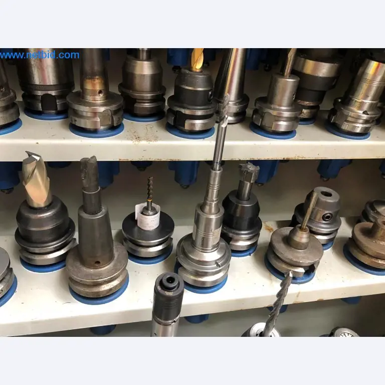 Máquinas e sistemas (fundição injectada de alumínio para a indústria automóvel e de fornecimento automóvel)-18