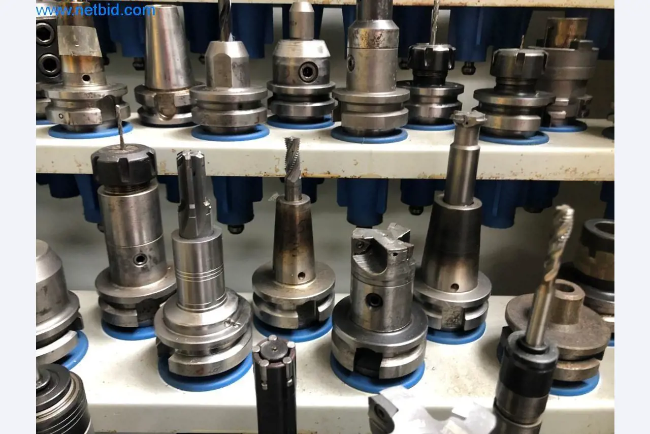 Máquinas e sistemas (fundição injectada de alumínio para a indústria automóvel e de fornecimento automóvel)-22