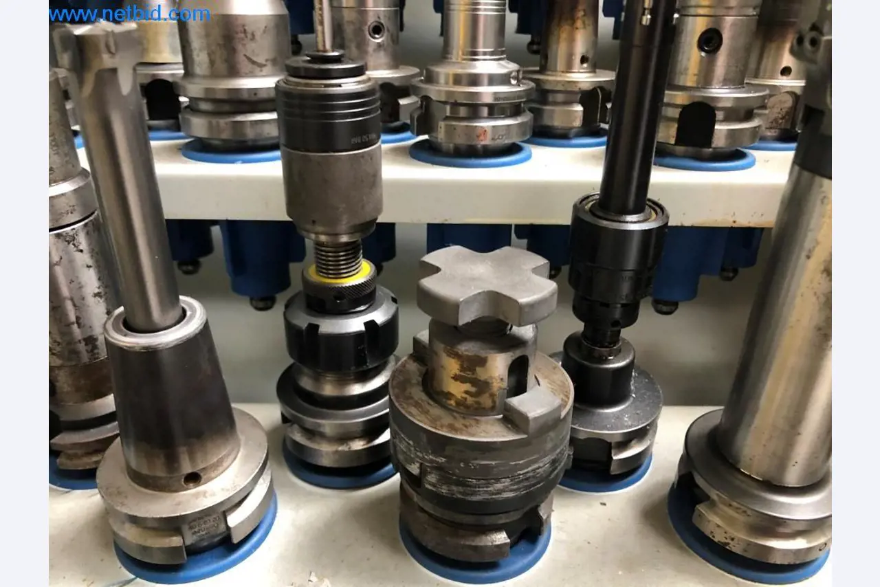 Máquinas e sistemas (fundição injectada de alumínio para a indústria automóvel e de fornecimento automóvel)-4