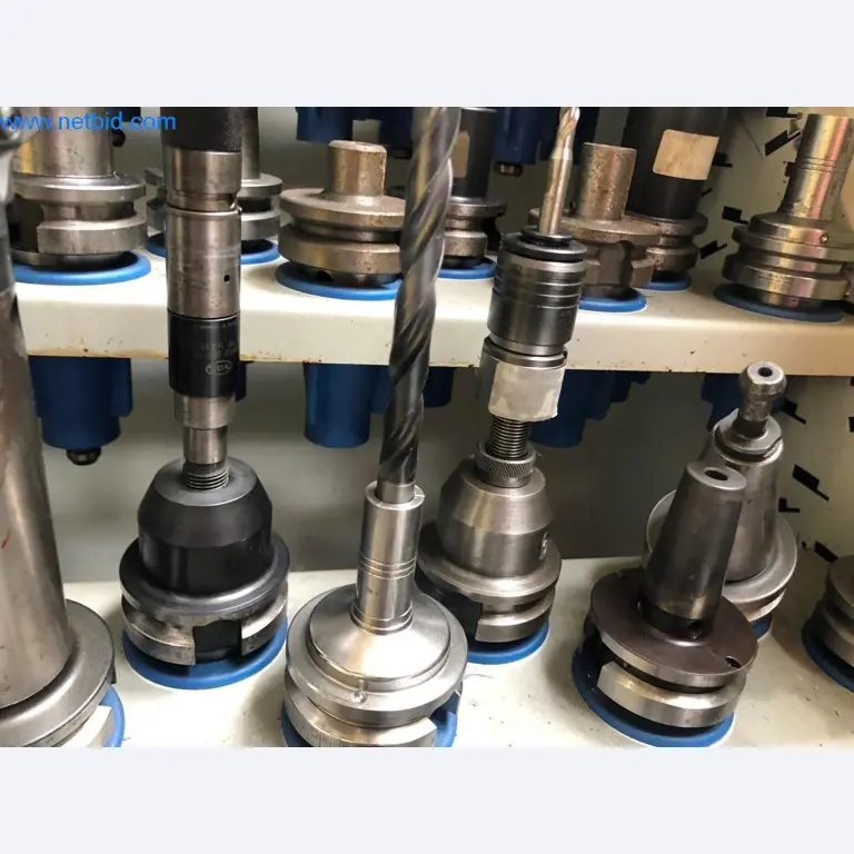 Máquinas e sistemas (fundição injectada de alumínio para a indústria automóvel e de fornecimento automóvel)-5