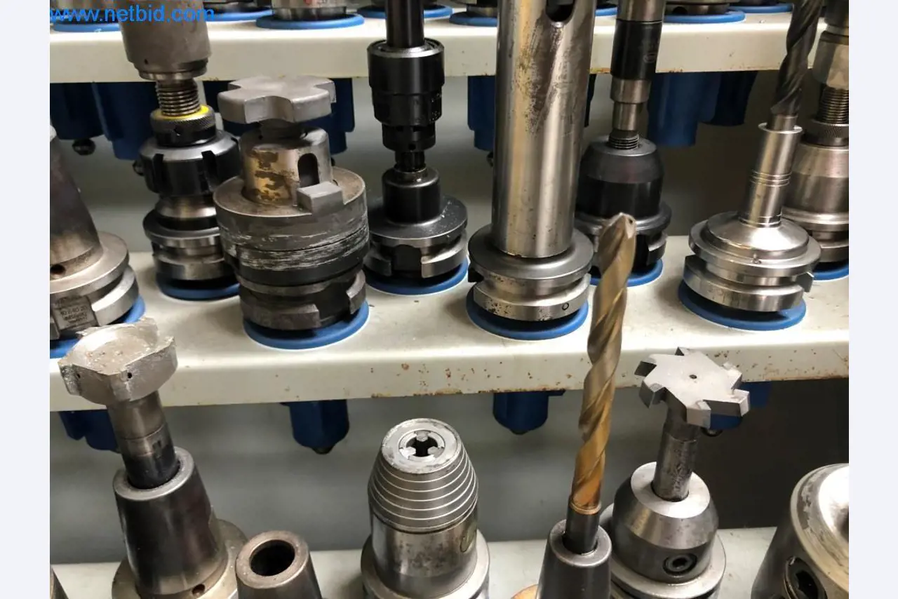 Máquinas e sistemas (fundição injectada de alumínio para a indústria automóvel e de fornecimento automóvel)-7