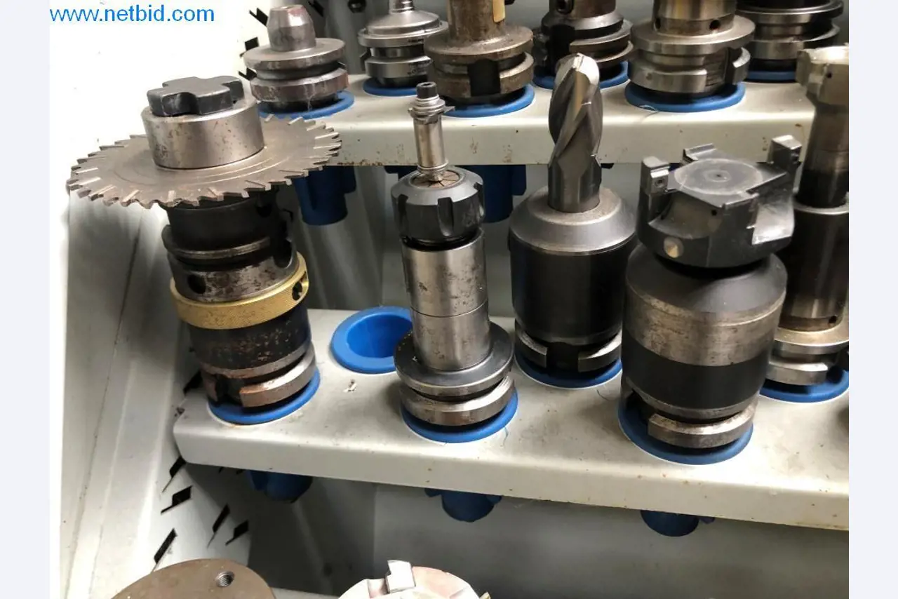 Máquinas e sistemas (fundição injectada de alumínio para a indústria automóvel e de fornecimento automóvel)-9