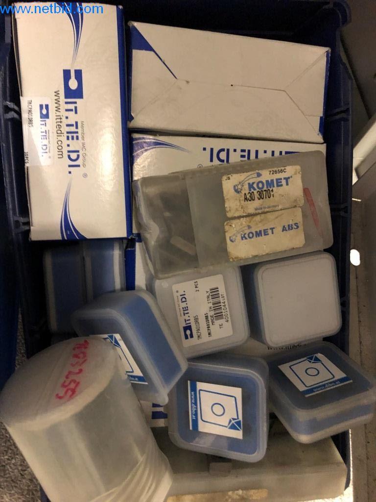 Machines et installations (moulage sous pression d'aluminium pour l'industrie automobile et ses sous-traitants)-24