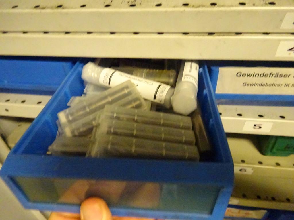 Machines et installations (moulage sous pression d'aluminium pour l'industrie automobile et ses sous-traitants)-8