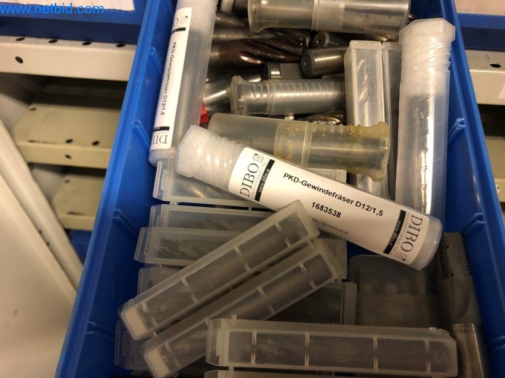 Machines et installations (moulage sous pression d'aluminium pour l'industrie automobile et ses sous-traitants)-9