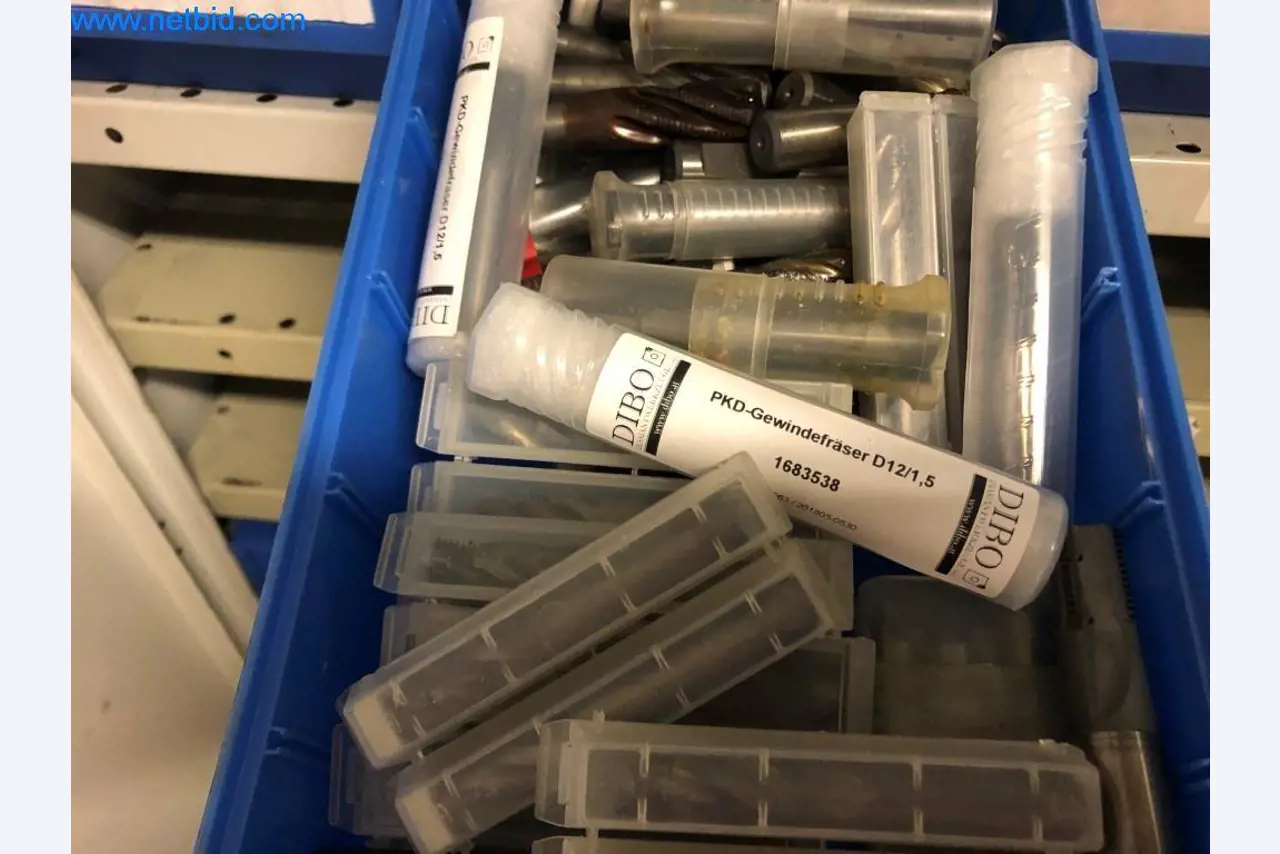 Maschinen und Anlagen (Aluminiumdruckguss für die Automobil- und Automobilzulieferindustrie)-1