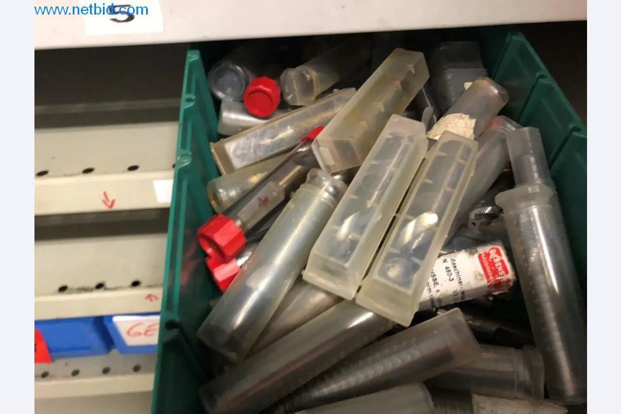 Maschinen und Anlagen (Aluminiumdruckguss für die Automobil- und Automobilzulieferindustrie)-5