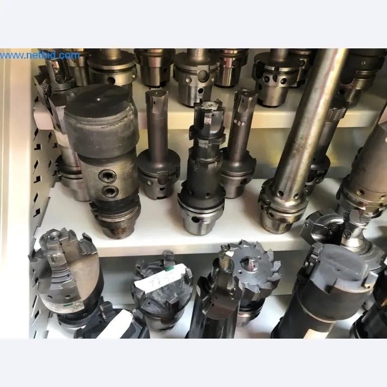 Máquinas e sistemas (fundição injectada de alumínio para a indústria automóvel e de fornecimento automóvel)-11