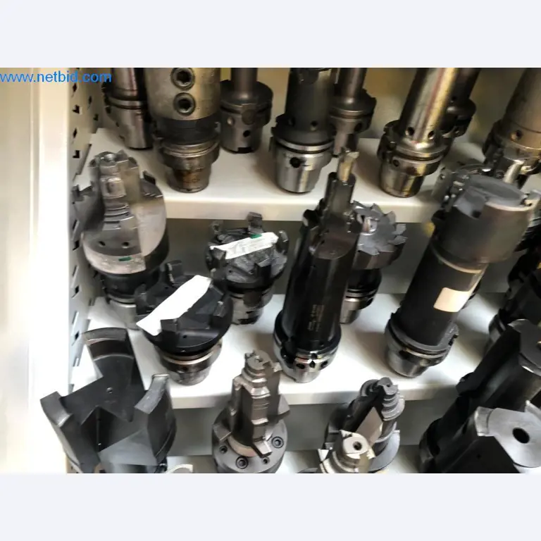 Máquinas e sistemas (fundição injectada de alumínio para a indústria automóvel e de fornecimento automóvel)-13