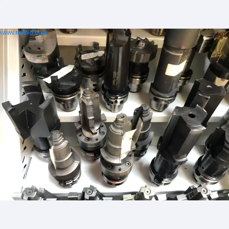 Máquinas e sistemas (fundição injectada de alumínio para a indústria automóvel e de fornecimento automóvel)-15