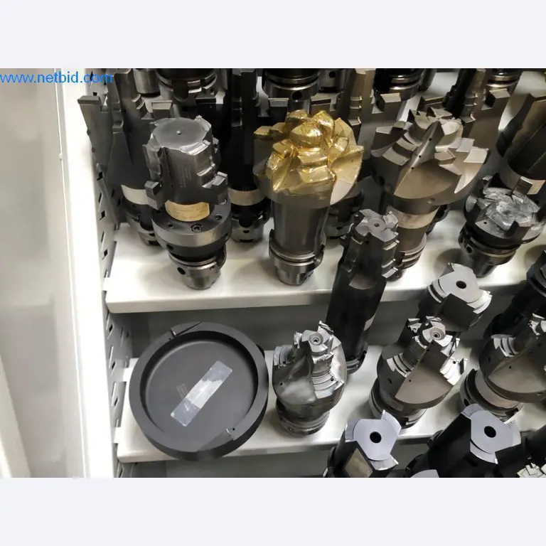 Máquinas e sistemas (fundição injectada de alumínio para a indústria automóvel e de fornecimento automóvel)-4