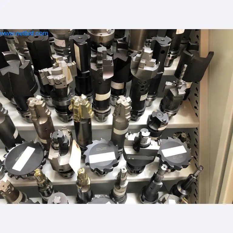 Máquinas e sistemas (fundição injectada de alumínio para a indústria automóvel e de fornecimento automóvel)-9