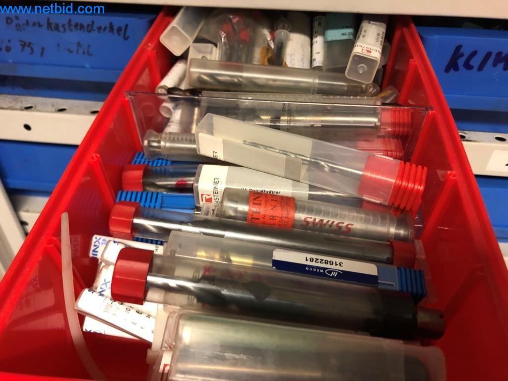 Machines et installations (moulage sous pression d'aluminium pour l'industrie automobile et ses sous-traitants)-14