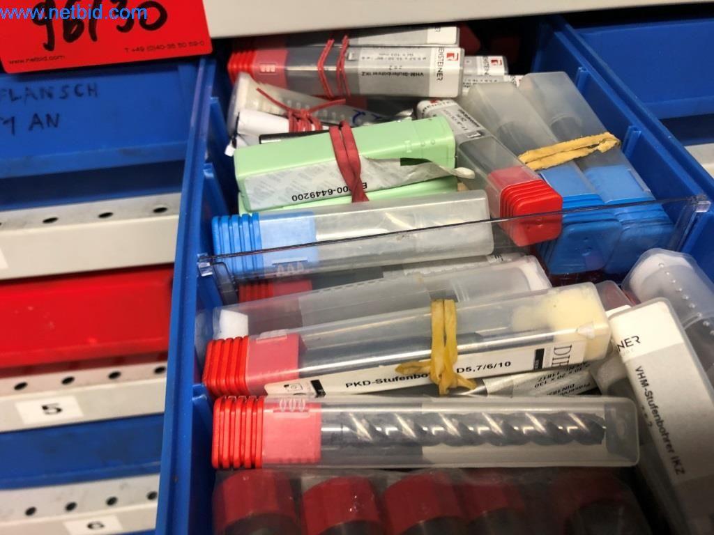 Machines et installations (moulage sous pression d'aluminium pour l'industrie automobile et ses sous-traitants)-19