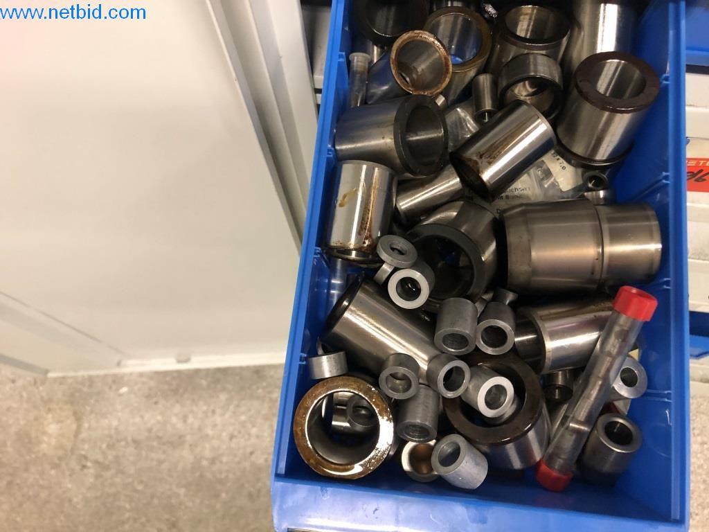 Machines et installations (moulage sous pression d'aluminium pour l'industrie automobile et ses sous-traitants)-24