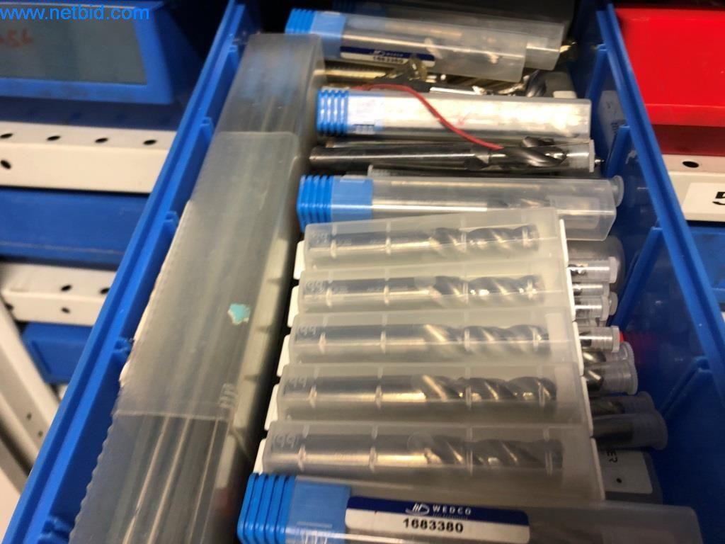 Machines et installations (moulage sous pression d'aluminium pour l'industrie automobile et ses sous-traitants)-5