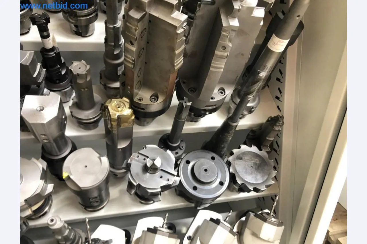 Máquinas e sistemas (fundição injectada de alumínio para a indústria automóvel e de fornecimento automóvel)-3