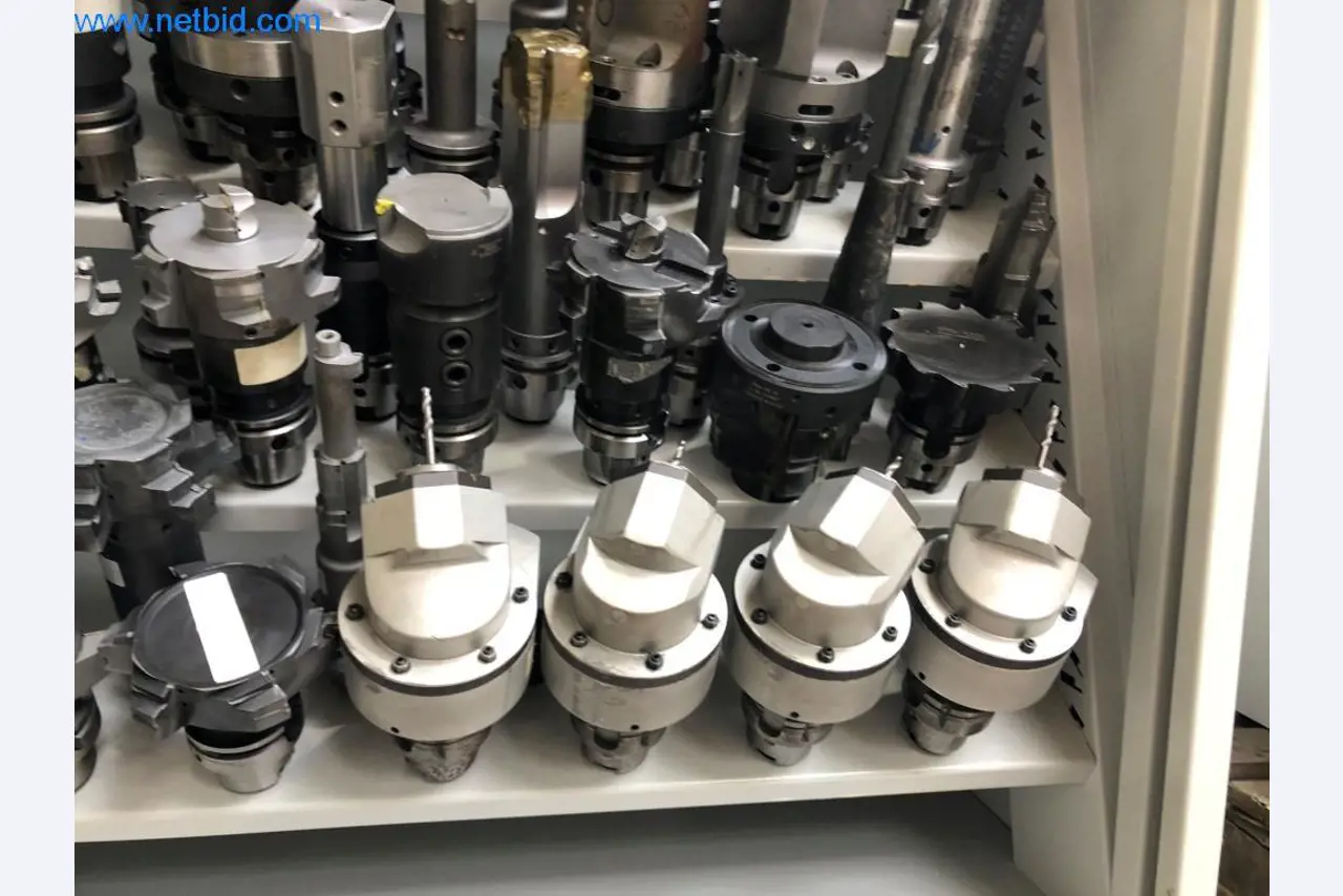 Máquinas e sistemas (fundição injectada de alumínio para a indústria automóvel e de fornecimento automóvel)-5