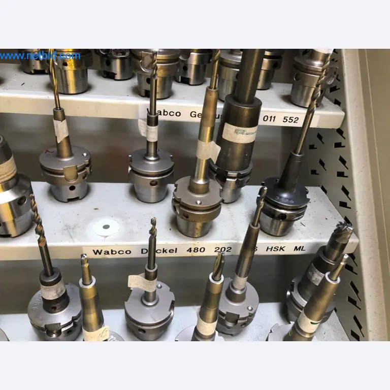 Máquinas e sistemas (fundição injectada de alumínio para a indústria automóvel e de fornecimento automóvel)-10