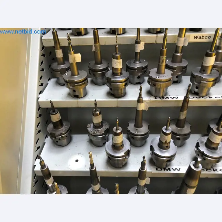 Máquinas e sistemas (fundição injectada de alumínio para a indústria automóvel e de fornecimento automóvel)-13