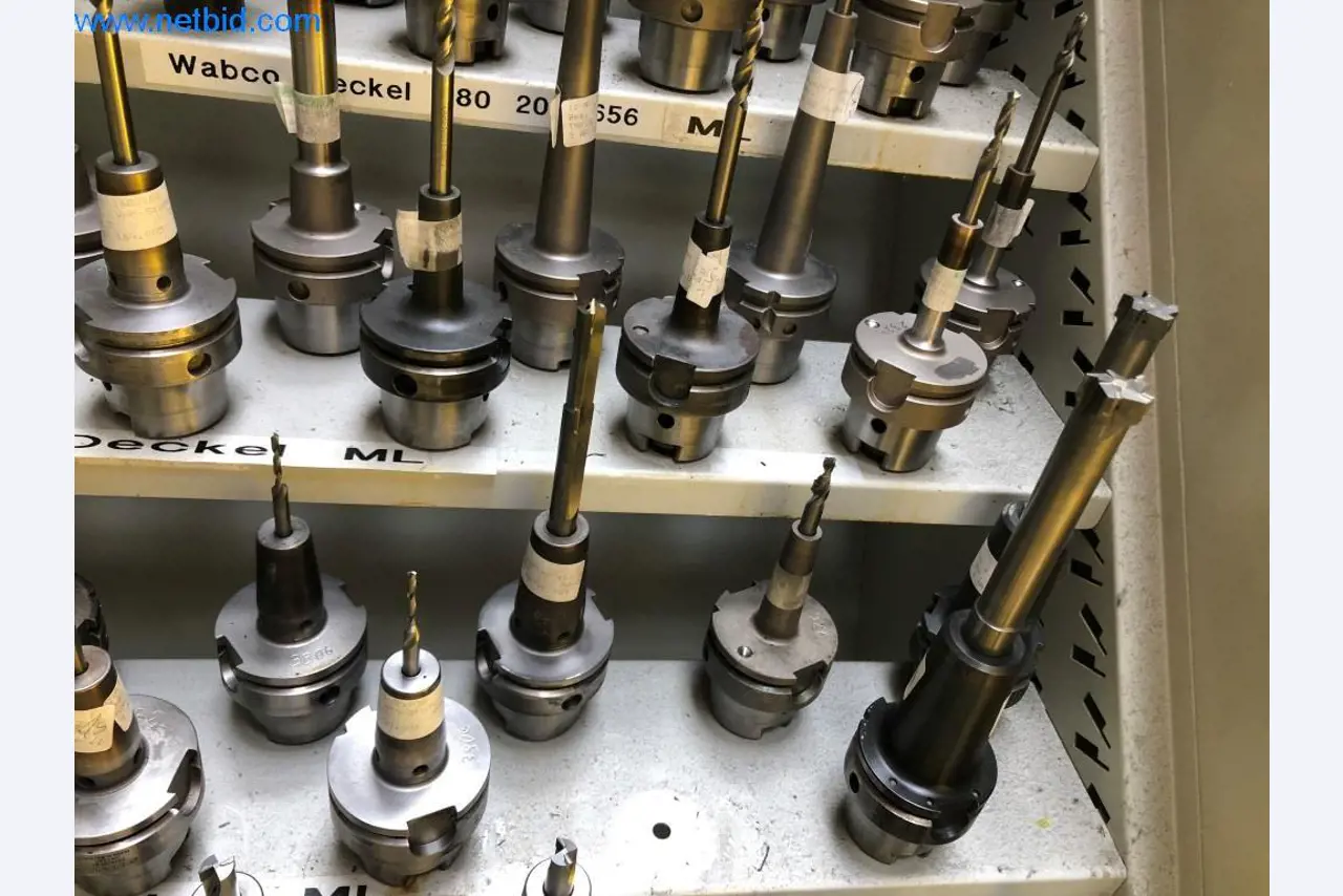 Máquinas e sistemas (fundição injectada de alumínio para a indústria automóvel e de fornecimento automóvel)-3