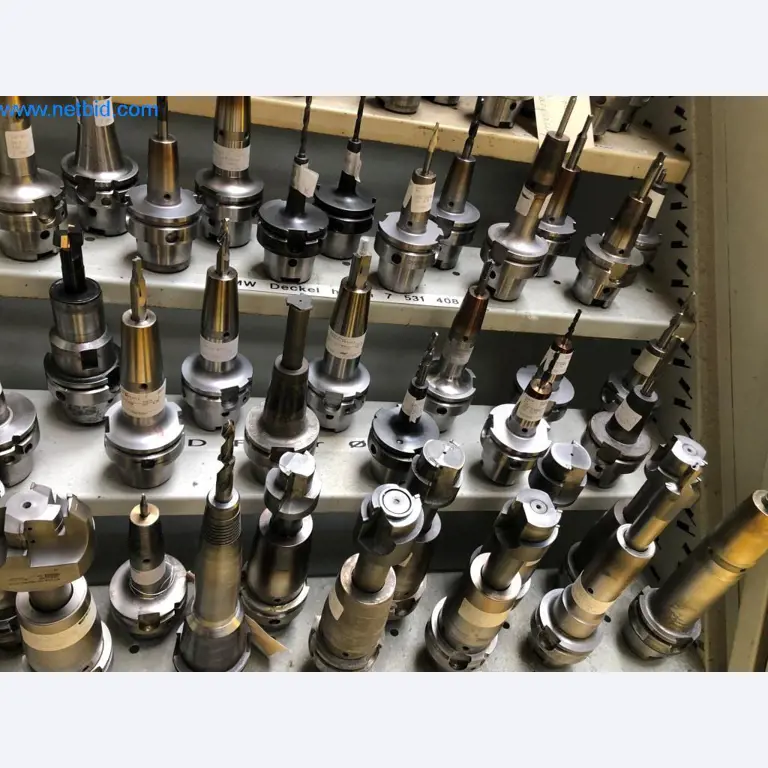 Máquinas e sistemas (fundição injectada de alumínio para a indústria automóvel e de fornecimento automóvel)-10