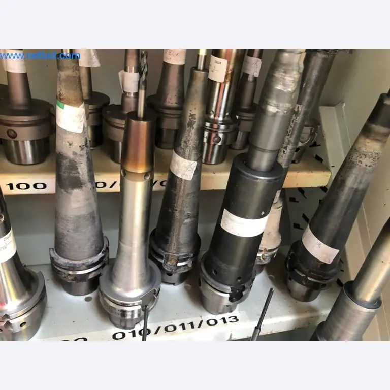 Máquinas e sistemas (fundição injectada de alumínio para a indústria automóvel e de fornecimento automóvel)-12