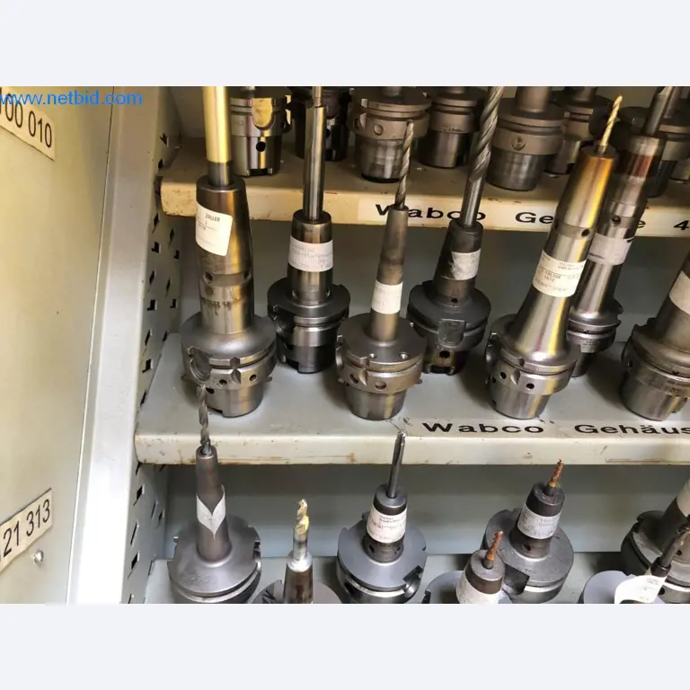 Máquinas e sistemas (fundição injectada de alumínio para a indústria automóvel e de fornecimento automóvel)-13