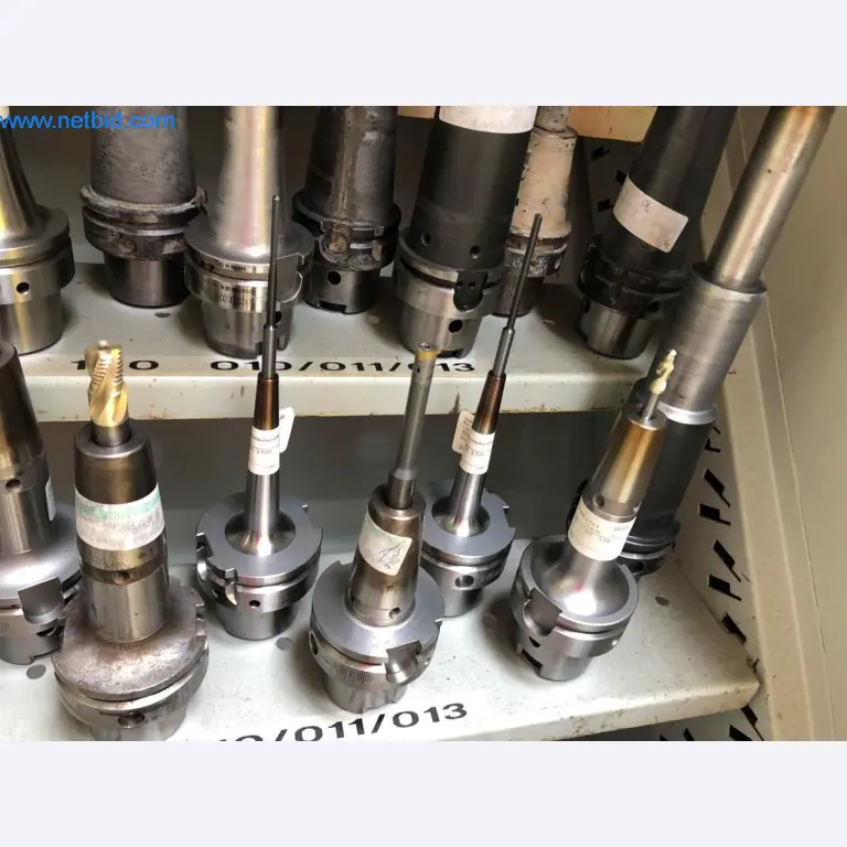 Máquinas e sistemas (fundição injectada de alumínio para a indústria automóvel e de fornecimento automóvel)-15