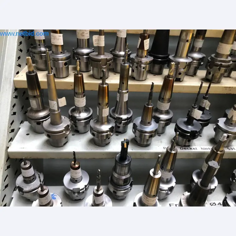 Máquinas e sistemas (fundição injectada de alumínio para a indústria automóvel e de fornecimento automóvel)-7