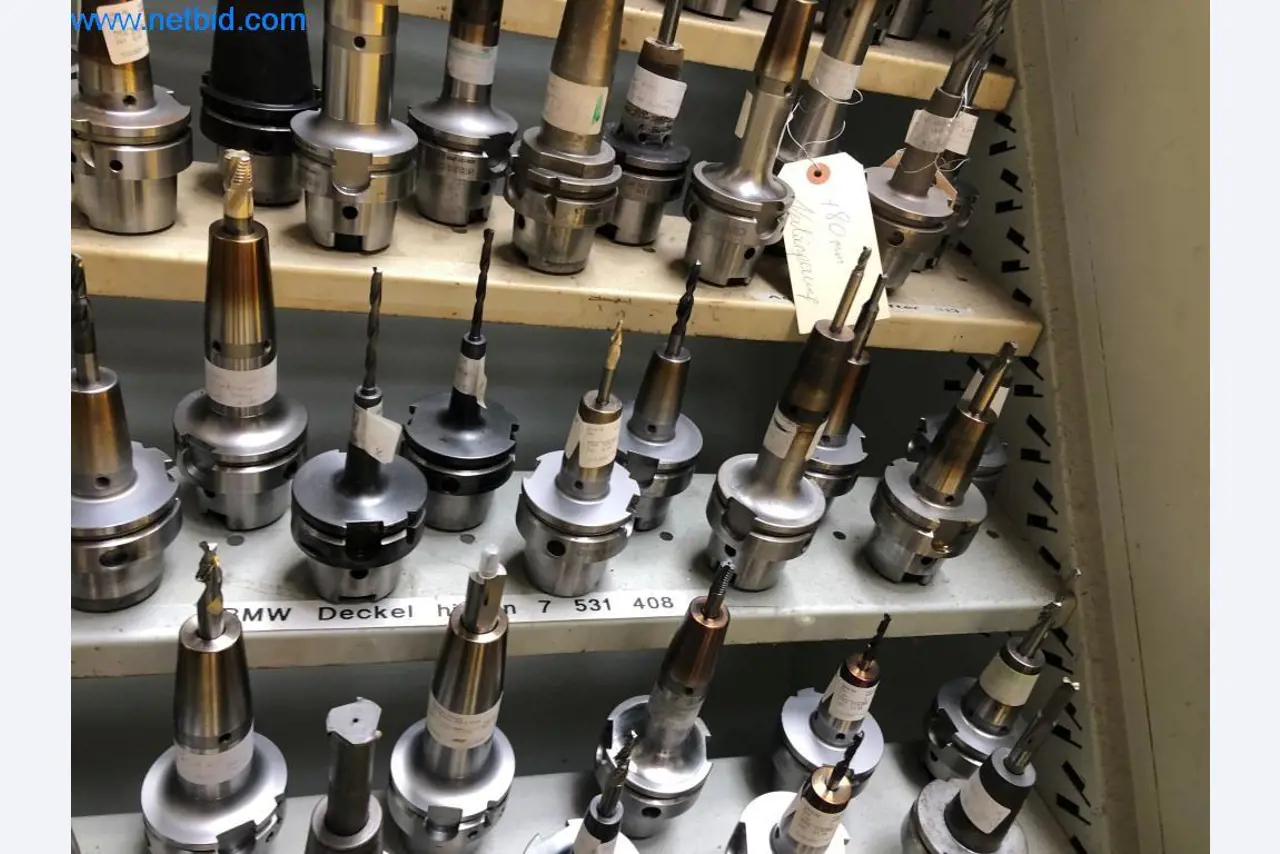 Máquinas e sistemas (fundição injectada de alumínio para a indústria automóvel e de fornecimento automóvel)-8