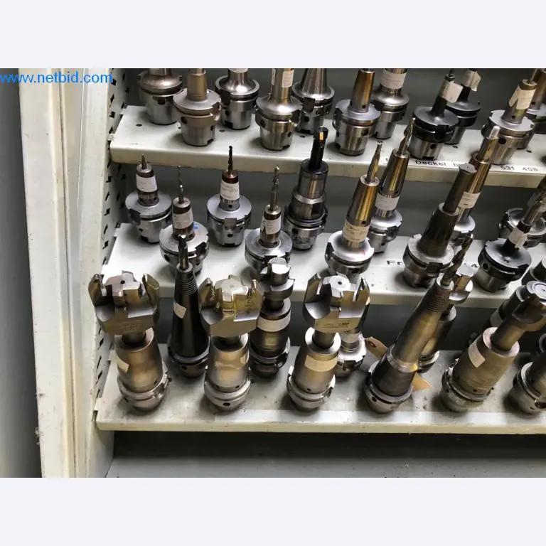 Máquinas e sistemas (fundição injectada de alumínio para a indústria automóvel e de fornecimento automóvel)-9