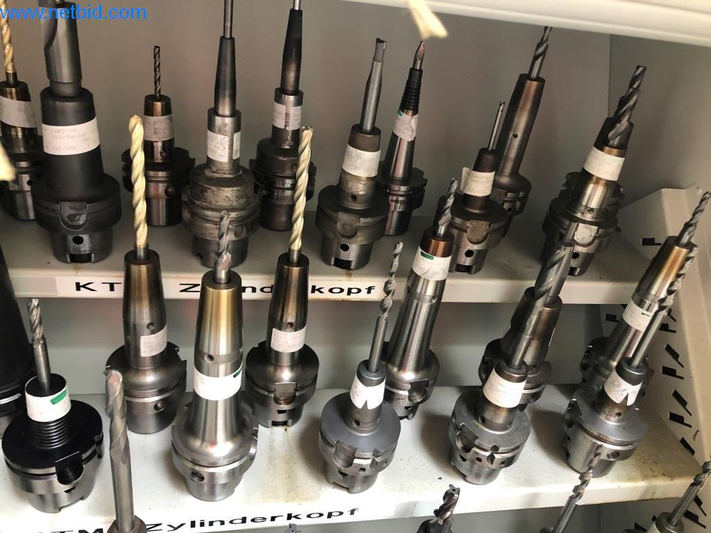 Máquinas e sistemas (fundição injectada de alumínio para a indústria automóvel e de fornecimento automóvel)-10