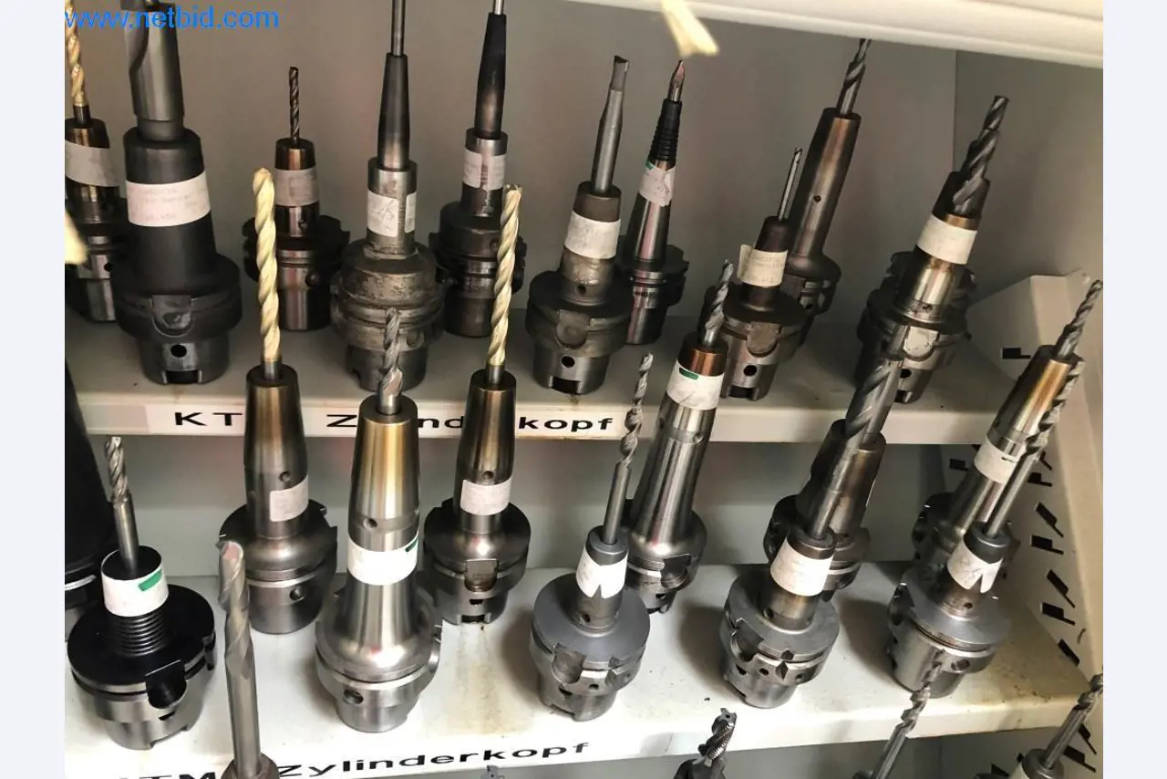 Machines et installations (moulage sous pression d'aluminium pour l'industrie automobile et ses sous-traitants)-10