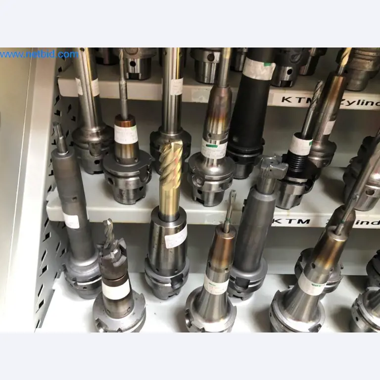 Machines et installations (moulage sous pression d'aluminium pour l'industrie automobile et ses sous-traitants)-13