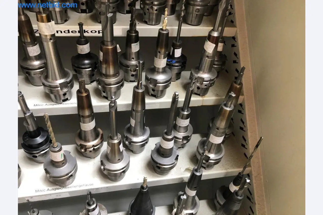 Machines et installations (moulage sous pression d'aluminium pour l'industrie automobile et ses sous-traitants)-16