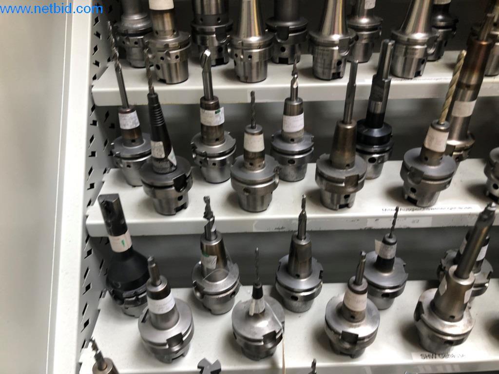 Máquinas e sistemas (fundição injectada de alumínio para a indústria automóvel e de fornecimento automóvel)-17