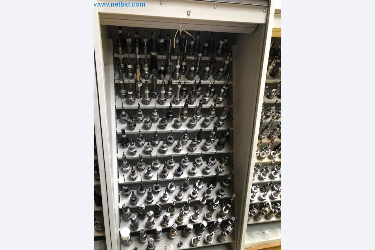 Machines et installations (moulage sous pression d'aluminium pour l'industrie automobile et ses sous-traitants)-1