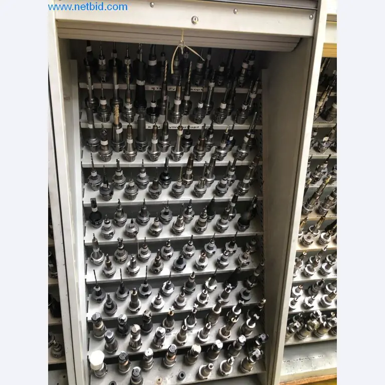 Machines et installations (moulage sous pression d'aluminium pour l'industrie automobile et ses sous-traitants)-1