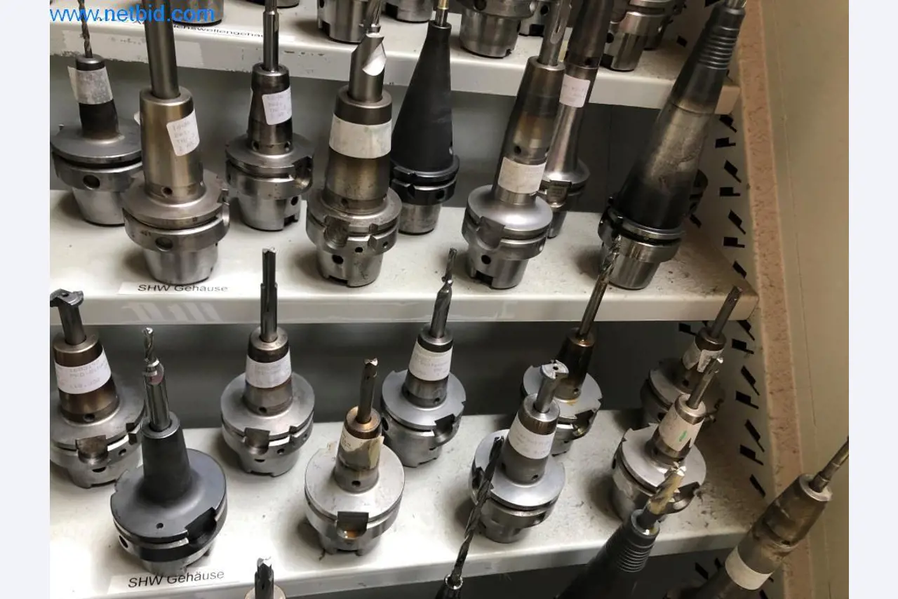 Machines et installations (moulage sous pression d'aluminium pour l'industrie automobile et ses sous-traitants)-5