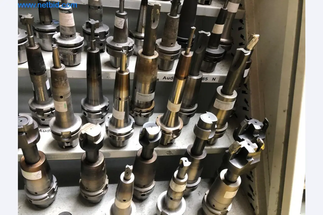 Machines et installations (moulage sous pression d'aluminium pour l'industrie automobile et ses sous-traitants)-9