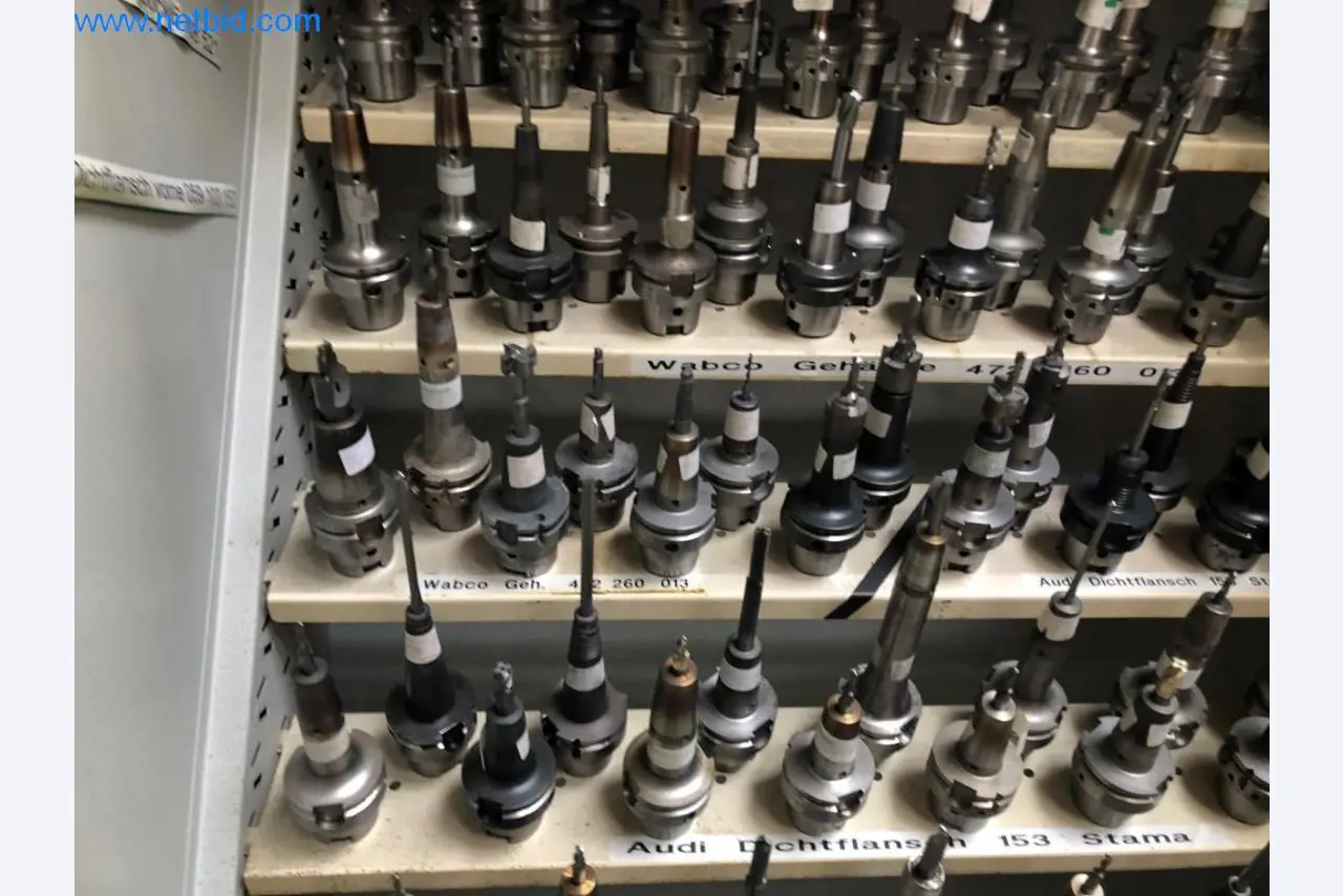 Machines et installations (moulage sous pression d'aluminium pour l'industrie automobile et ses sous-traitants)-11