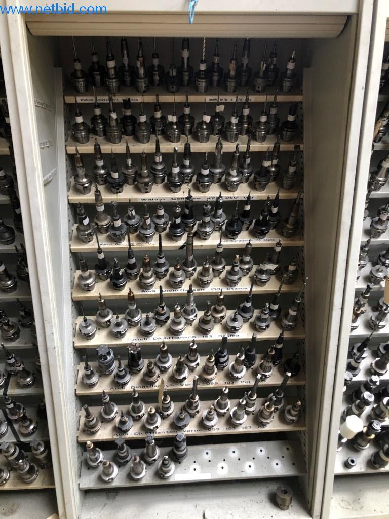 Máquinas e sistemas (fundição injectada de alumínio para a indústria automóvel e de fornecimento automóvel)-1