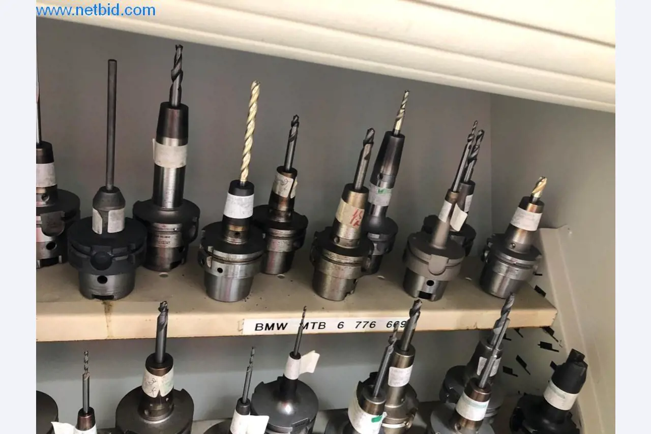 Machines et installations (moulage sous pression d'aluminium pour l'industrie automobile et ses sous-traitants)-6