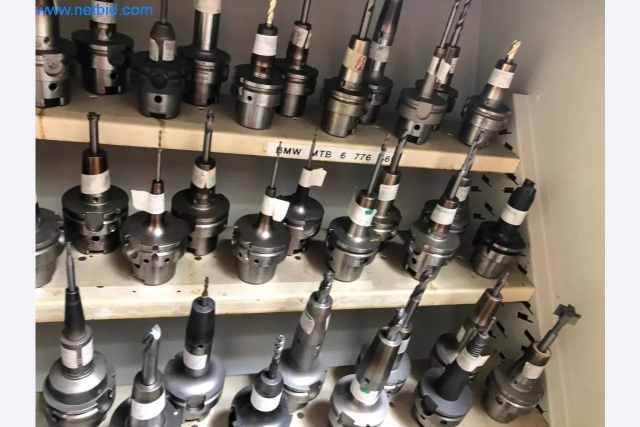 Machines et installations (moulage sous pression d'aluminium pour l'industrie automobile et ses sous-traitants)-8