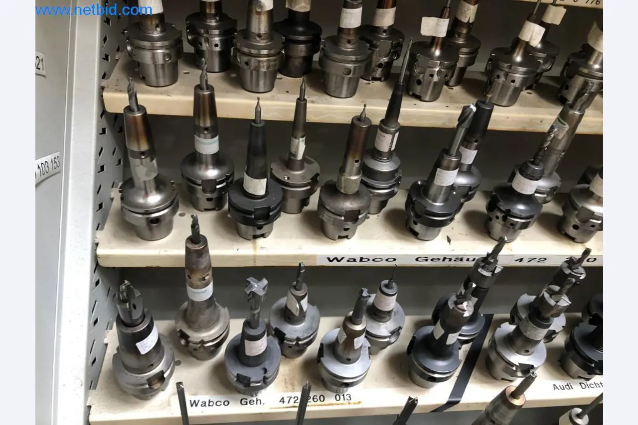 Machines et installations (moulage sous pression d'aluminium pour l'industrie automobile et ses sous-traitants)-9