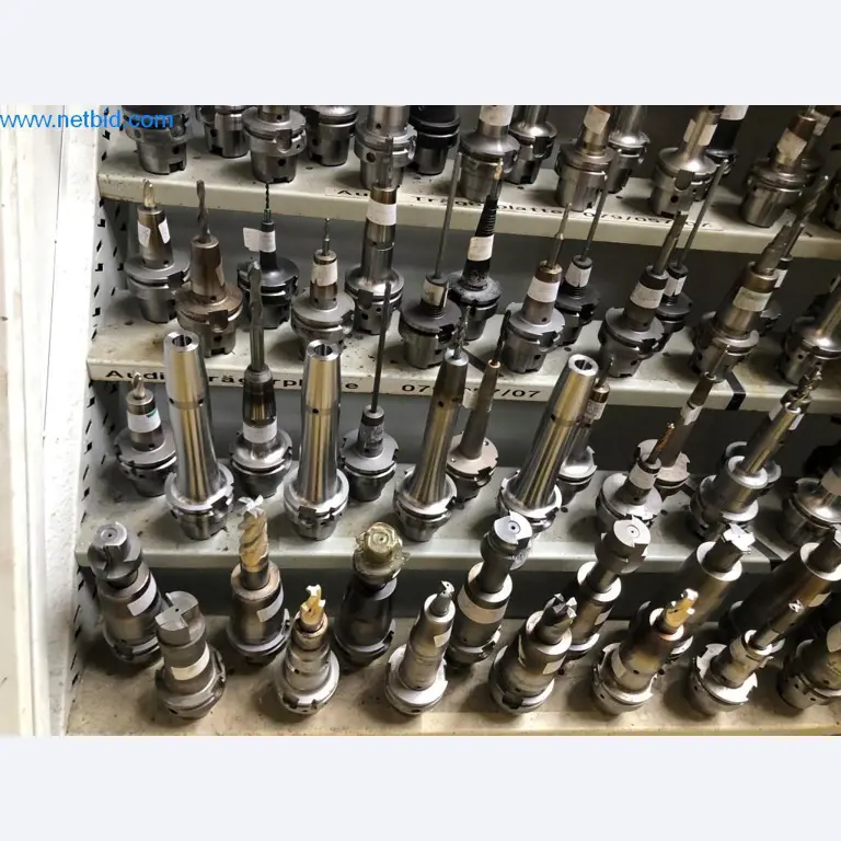 Stroje a systémy (tlakové lití hliníku pro automobilový a dodavatelský průmysl)-11